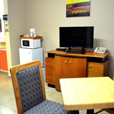 Hostal Universitario San German Zewnętrze zdjęcie